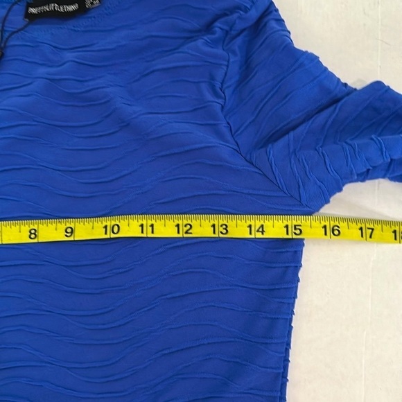PrettyLittleThing crew neck body con textured cobalt blue long sleeve size 4 - Picture 10 of 13